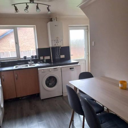 Hamilton 3 Bedrooms 10 Minutes From City Centre Leicester Buitenkant foto